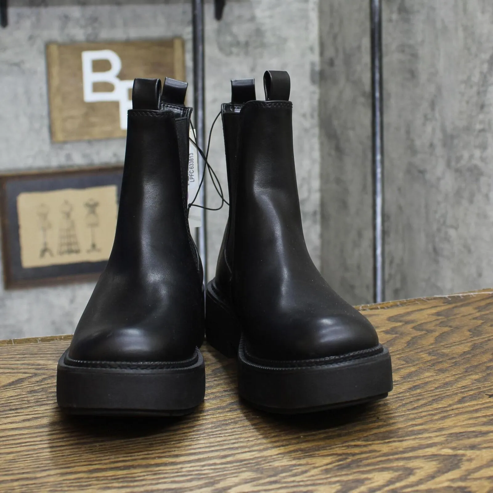 A New Day Women's Demi Chelsea Boots with Memory Foam Insole 87930239 Black 6.5M