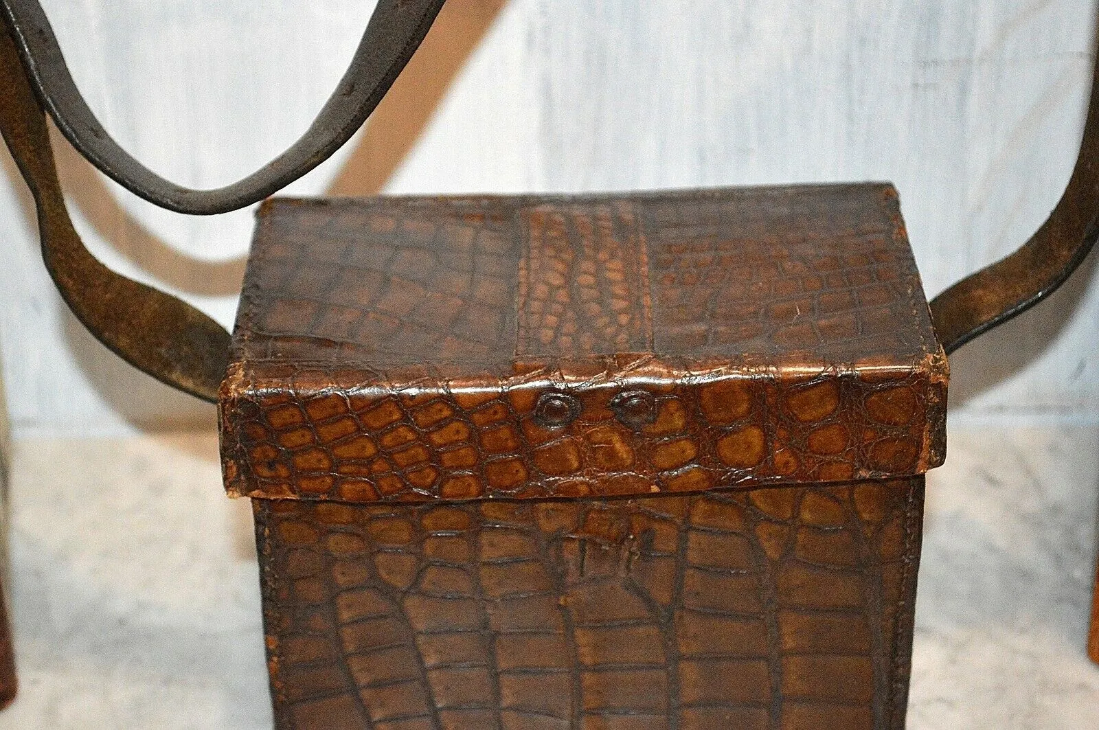 Antique English Embossed Croc Leather Hunting Travel Case Bag  Box With Strap