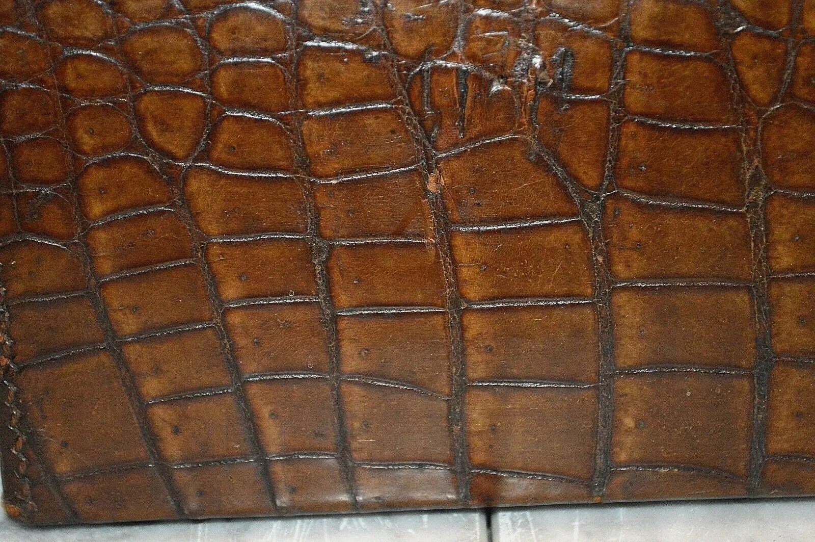 Antique English Embossed Croc Leather Hunting Travel Case Bag  Box With Strap