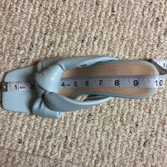 Azalea Wang chunky sandal in bone size 8