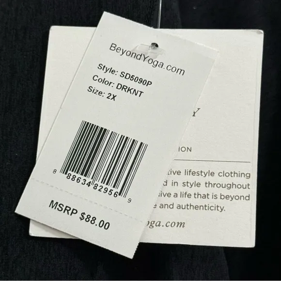 Beyond Yoga Hot Shot Circle Skirt Skort Dark Night Black NWT Size 2X