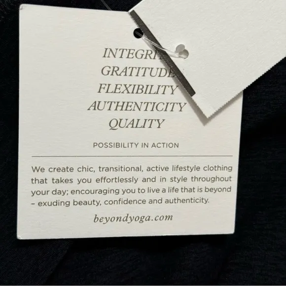 Beyond Yoga Hot Shot Circle Skirt Skort Dark Night Black NWT Size 2X