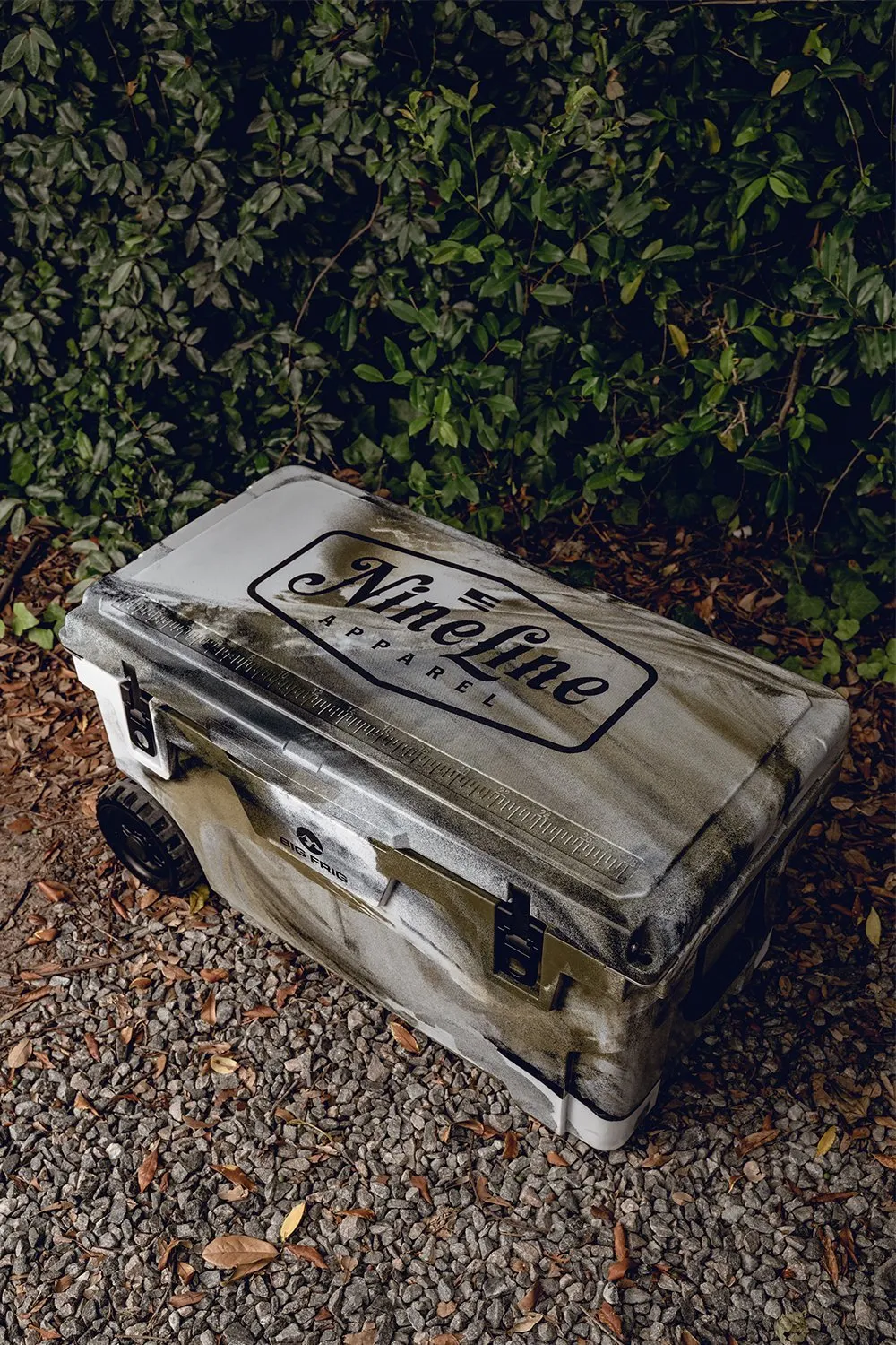 Big Frig Cooler - Classic Nine Line Logo
