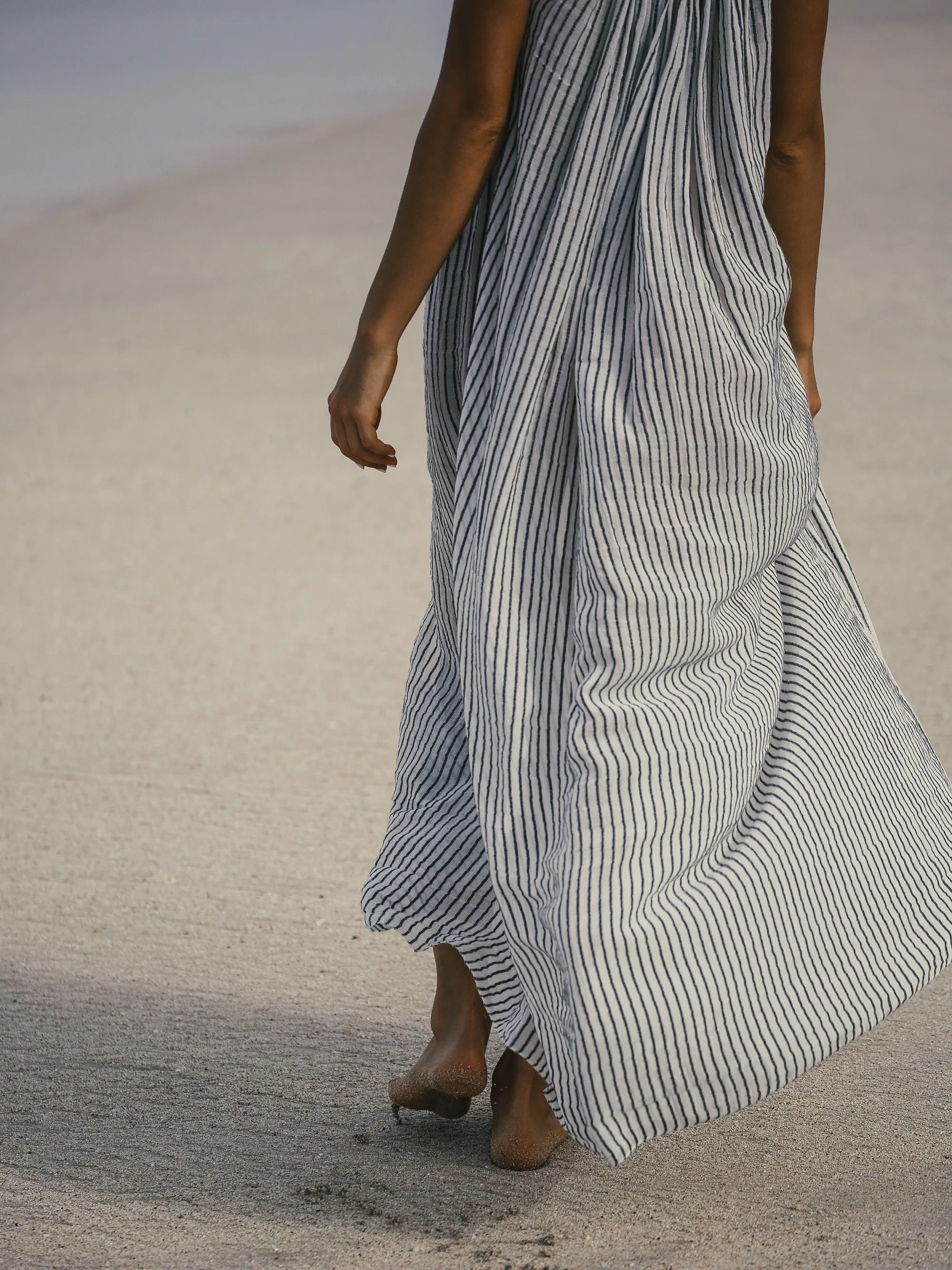 Breeze Beach Dress - Black Stripes