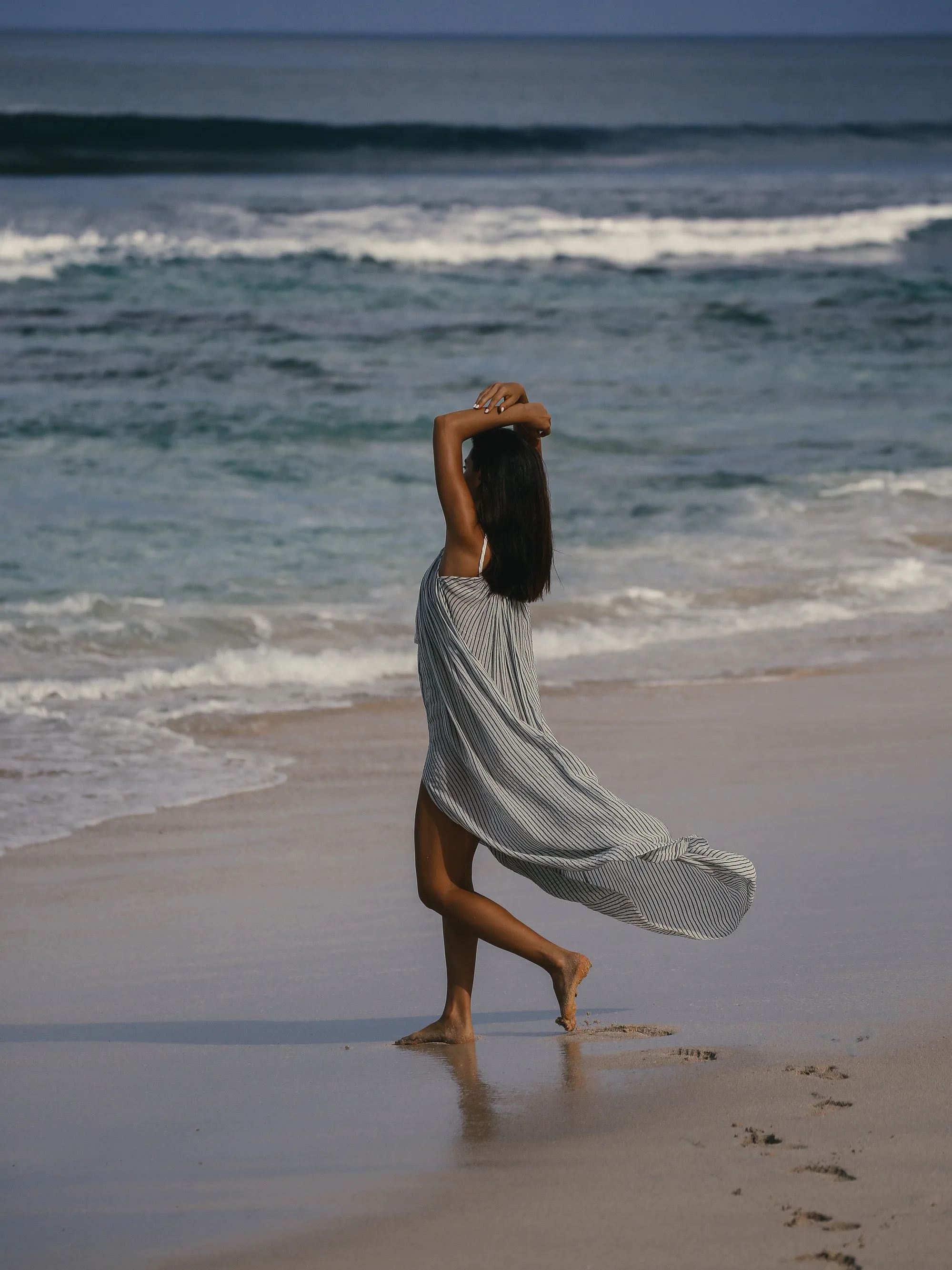 Breeze Beach Dress - Black Stripes