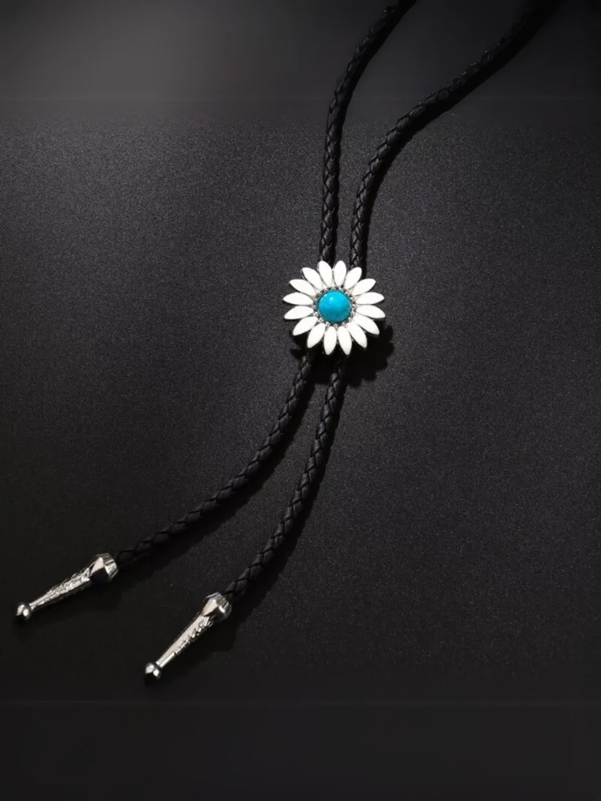 Country Flowers Turquoise Bolo Necklace