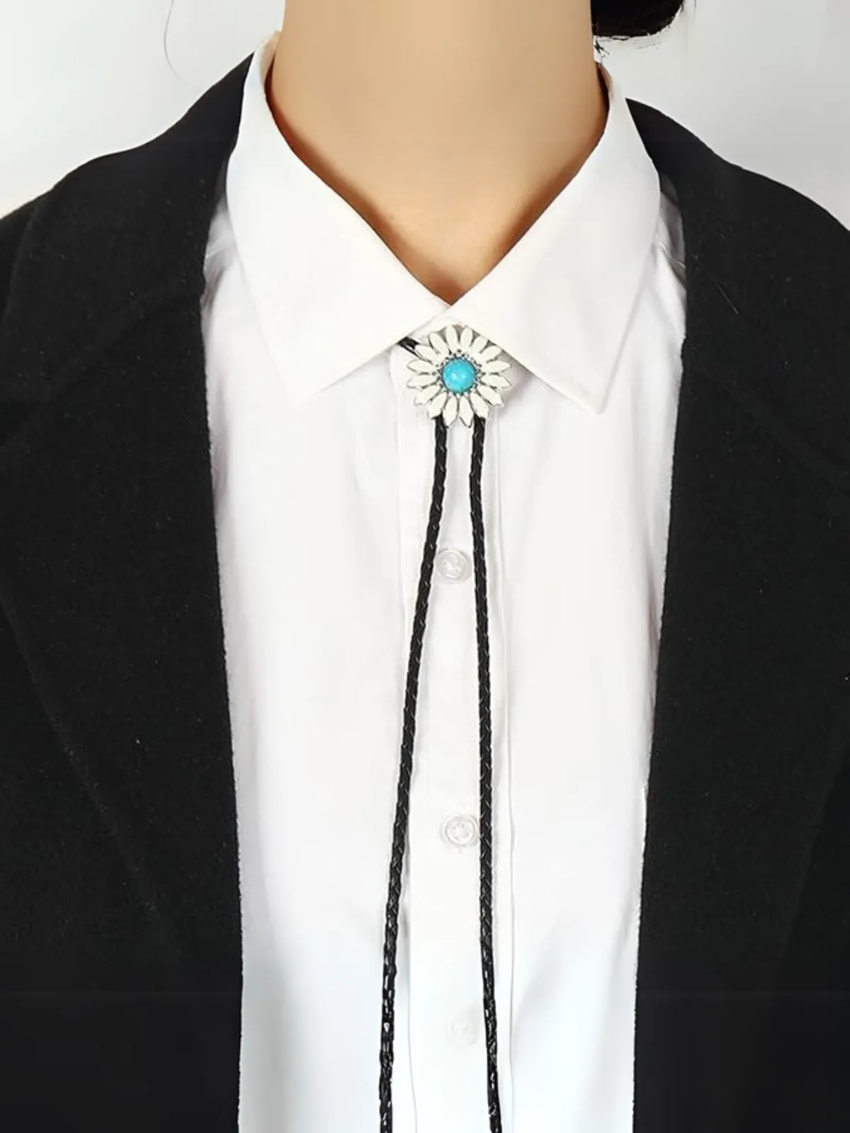 Country Flowers Turquoise Bolo Necklace