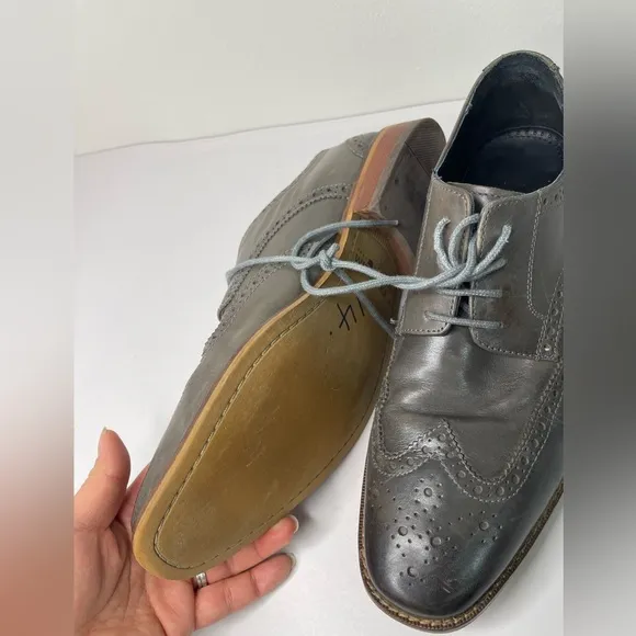 FLORSHEIM Wingtip Brogues Oxford Grey Leather Dress Shoe SZ 8.5 EUC
