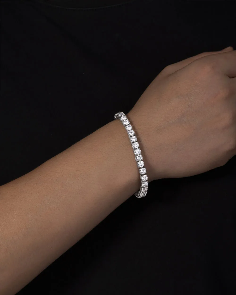 MOISSANITE TENNIS BRACELET. - 5MM