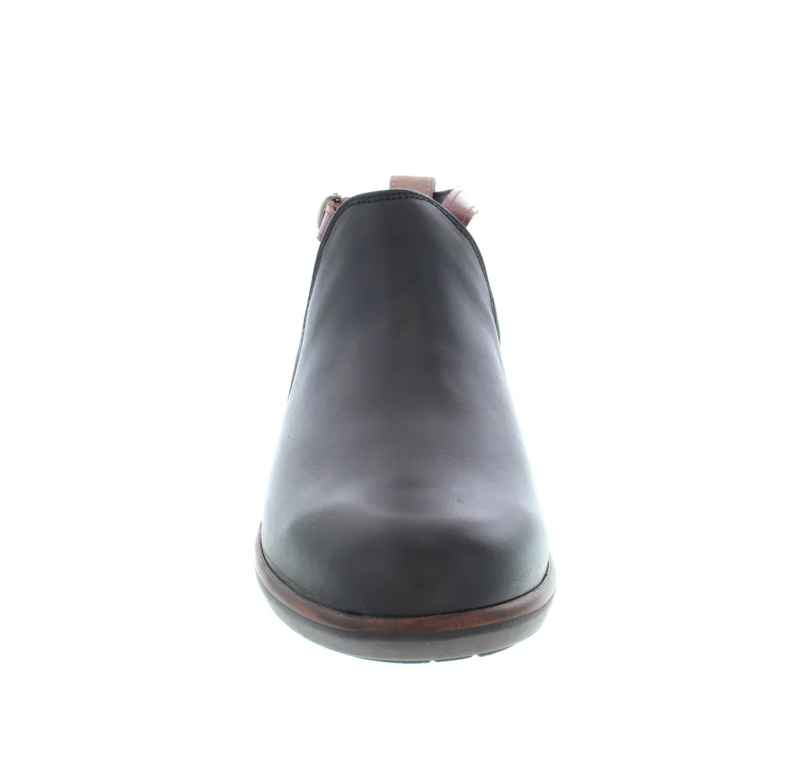 Naot Kamsin-Black