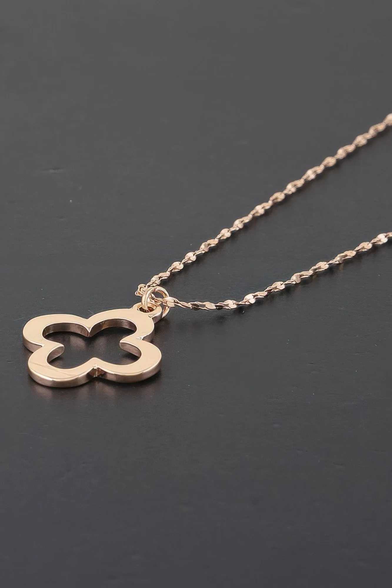 Open Clover Pendant Necklace