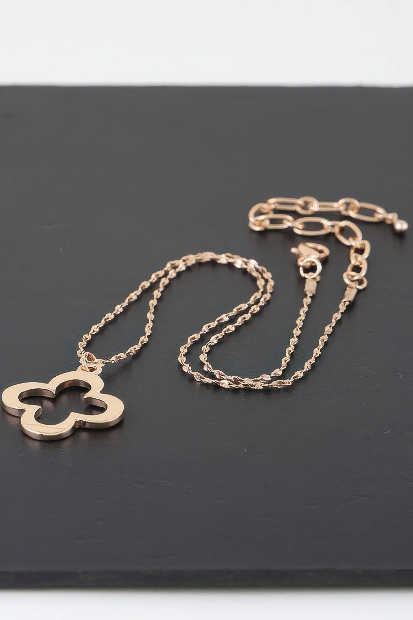 Open Clover Pendant Necklace