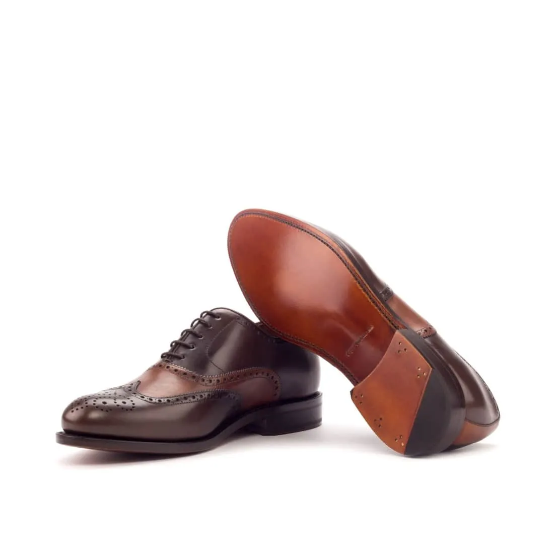 Richelieu fleuri en cuir patiné marron foncé et cognac