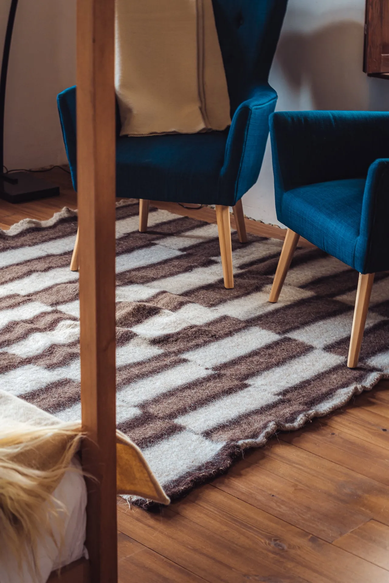 Rug - Antique handwoven in Bulgaria, Natural Wool Colors - R31