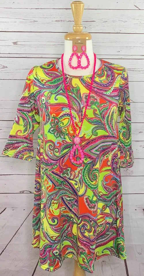 S, L : Paradise Neon Paisley Flutter Tunic