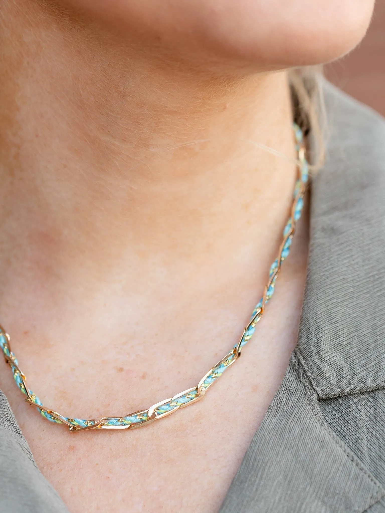 Thread Detail Chain Necklace