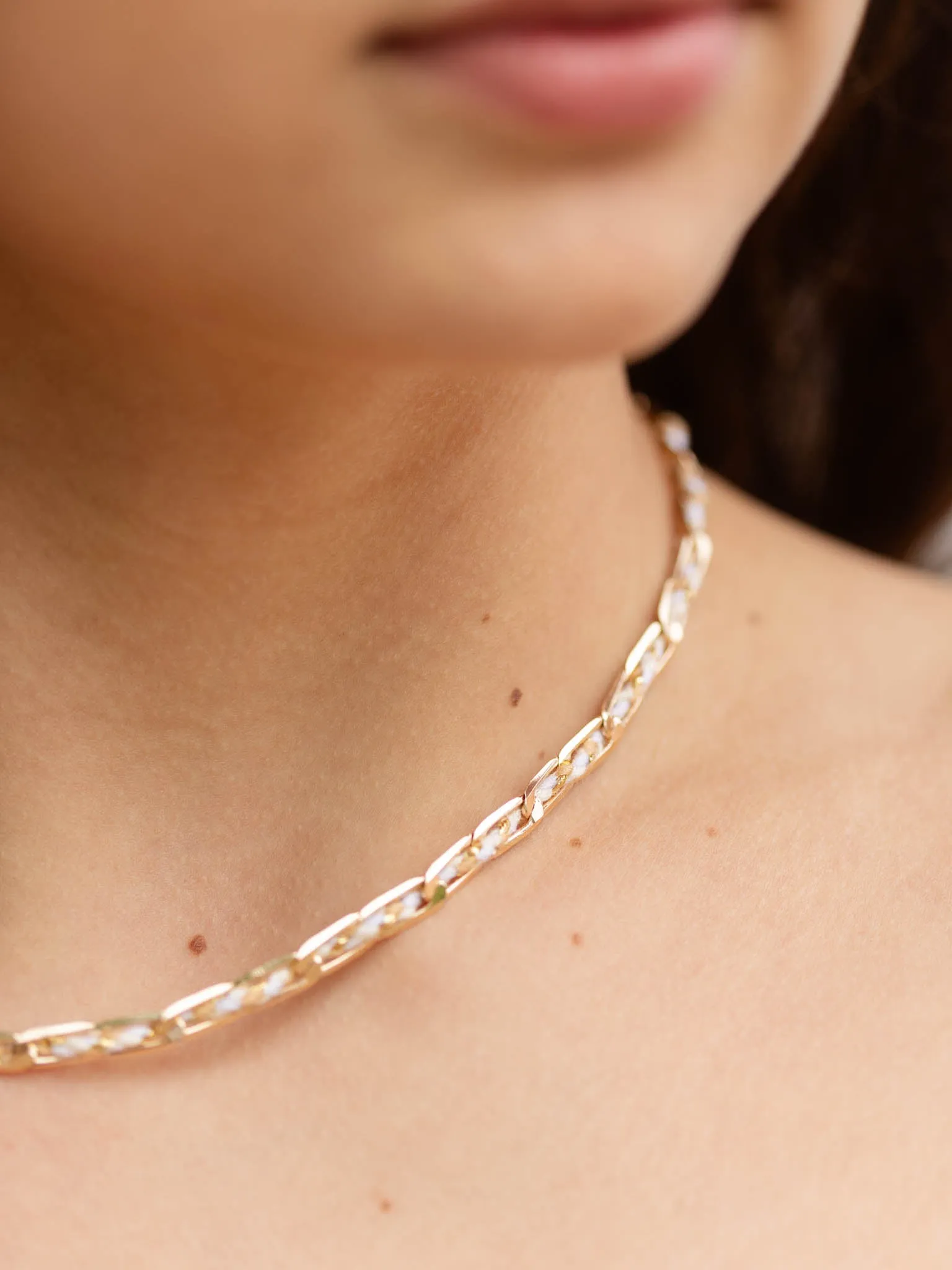 Thread Detail Chain Necklace