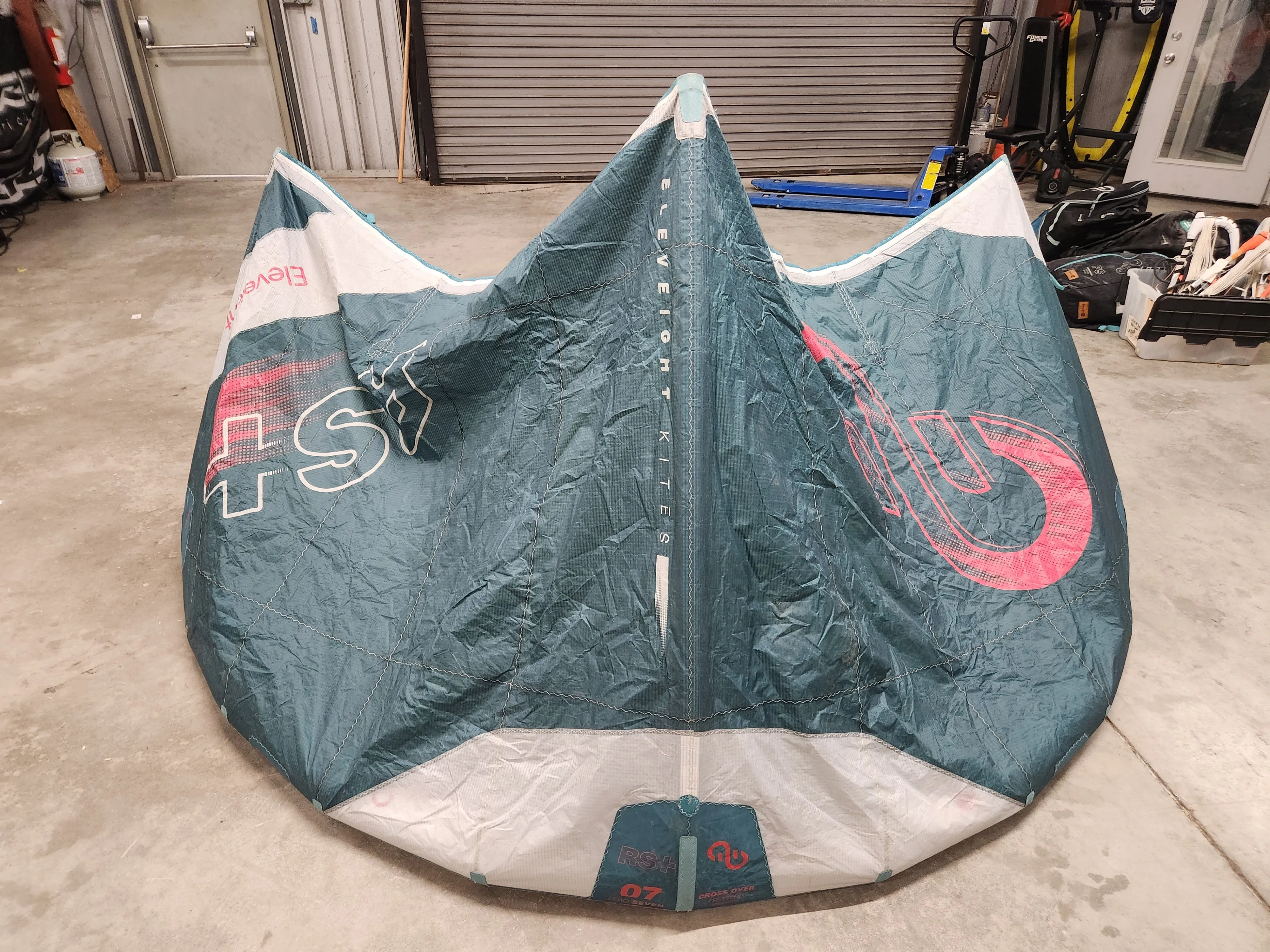 Used 2023 Eleveight RS  V1 7m Kiteboarding Kite