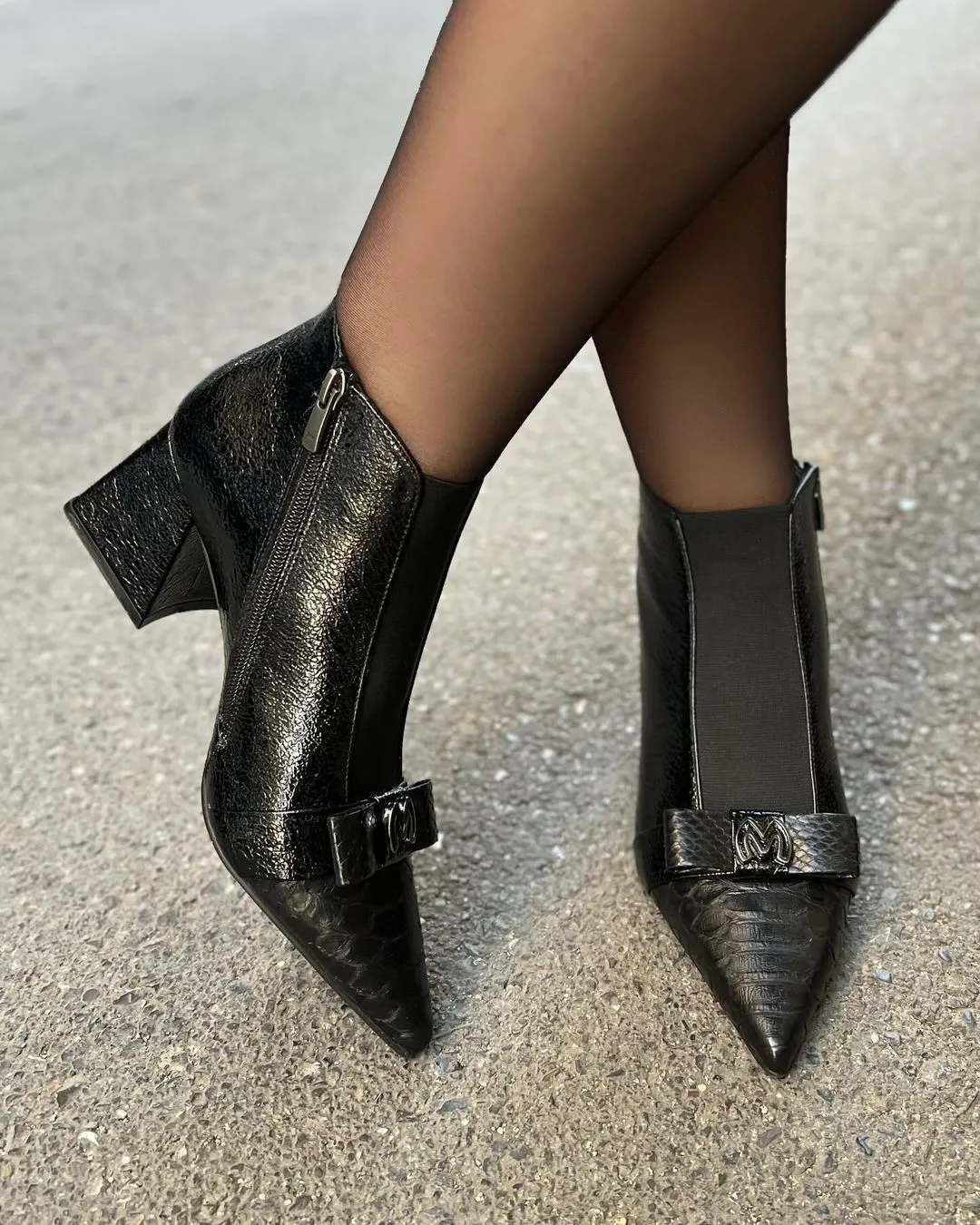 Women's Ankle Boots Leather Pointed Toe Anti-Slip Shoes